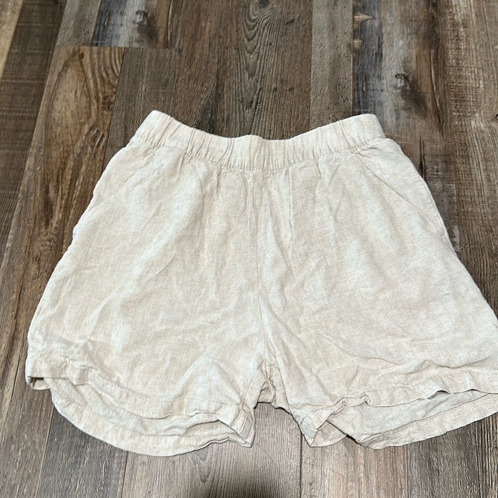 Creamy comfy shorts